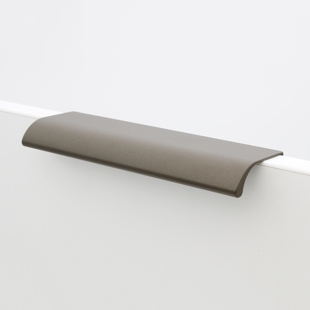 A Timeless Handle Finish: Bronze Alpha