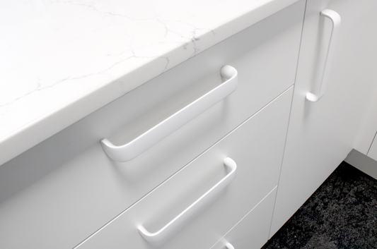 Appliance White Matt Handles