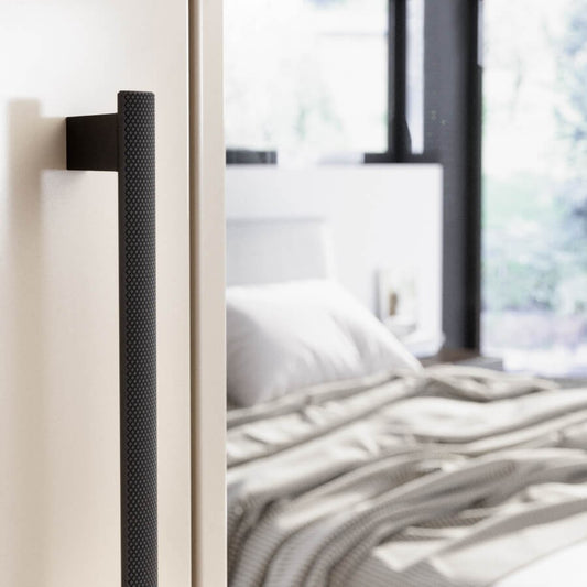 Moleto - Textured Handle