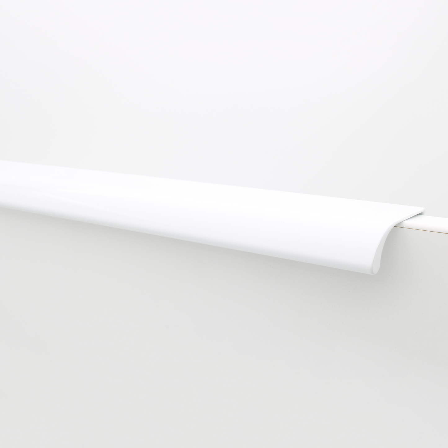 Lucia Overlay Handle
